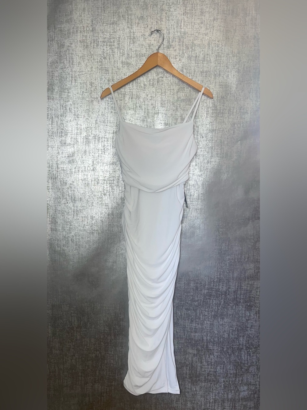 Express Womens White Sleeveless
Adjustable Strap Ruched Midi Bodycon
Dress